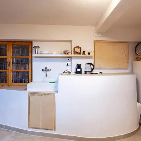 Apartman Authentic Stone House With Courtyard In